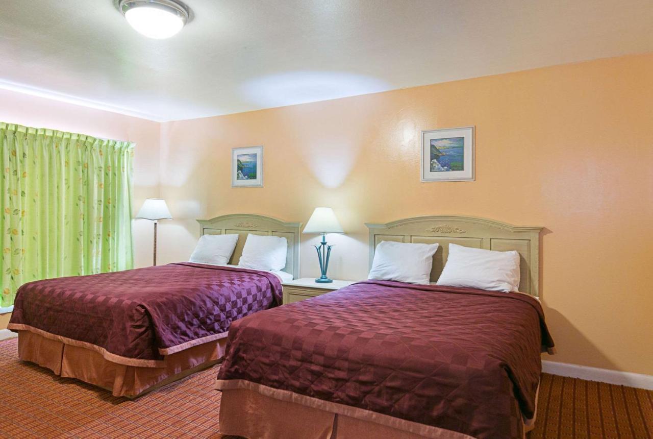 Rodeway Inn Perry Buitenkant foto